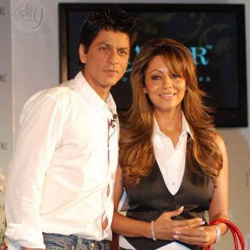 Shah Rukh Khan Troubled Over Determining Surrogate Baby Gender